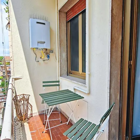 Homestay Lifei House